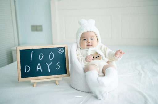 曲靖宝宝多大开始攒肚子